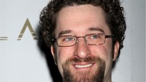 VOICI : Dustin Diamond hospitalisé : l'acteur de Sauvés par le gong est atteint d'un cancer