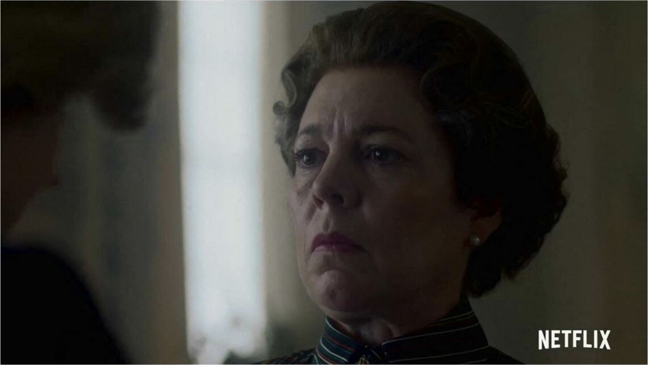 VOICI - Mais par les médias. Vous savez qu'aux Etats-Unis ça marche comme ça. Et il se trouve qu'il nous dit que c'est officiel, que Joe Biden est président alors qu'en fait ça ne sera officiel que le 14 décembre