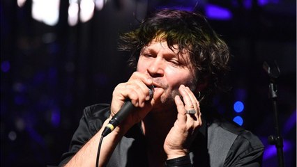 VOICI Bertrand Cantat : son retour sur scène annulé à cause de « pressions multiples "