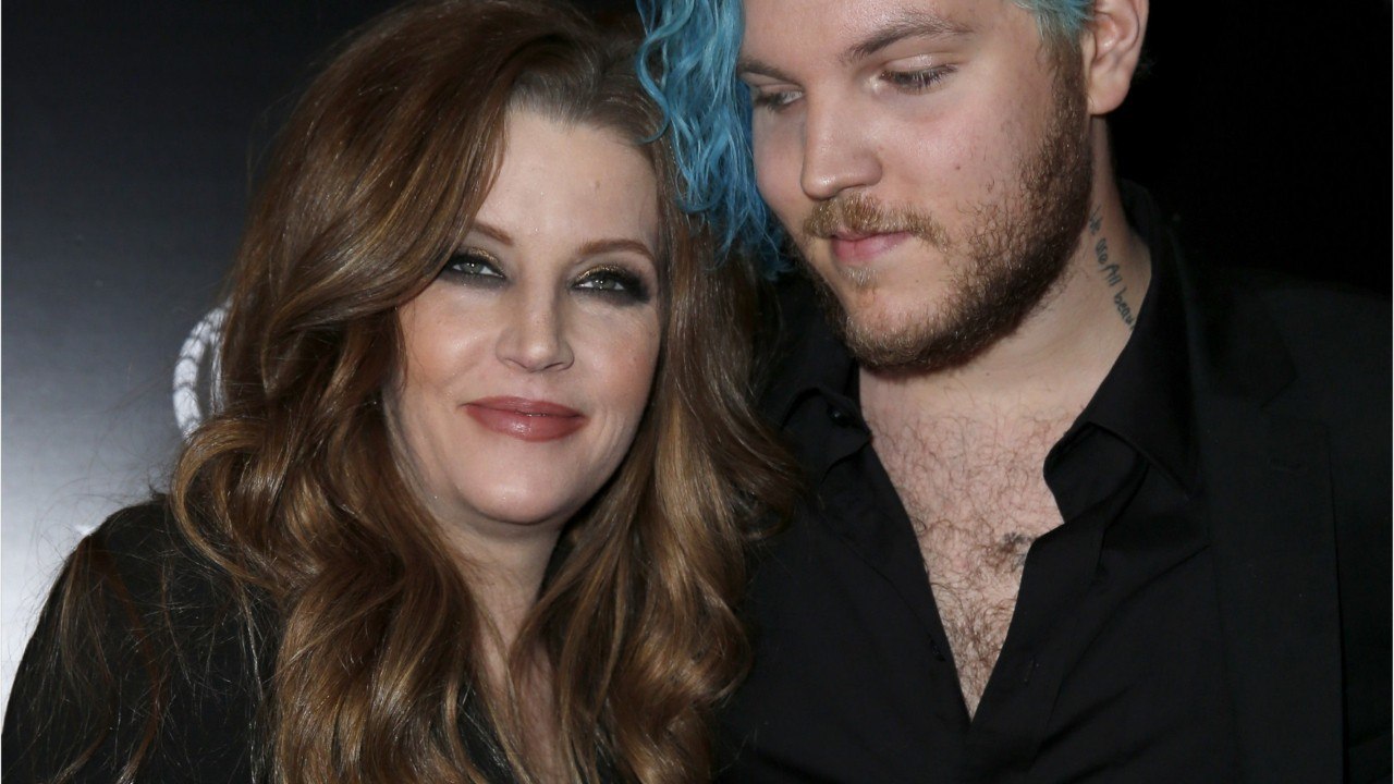 Voici - Mort de Benjamin Keough : le petit-fils d’Elvis Presley a été inhumé à ses côtés à Memphis