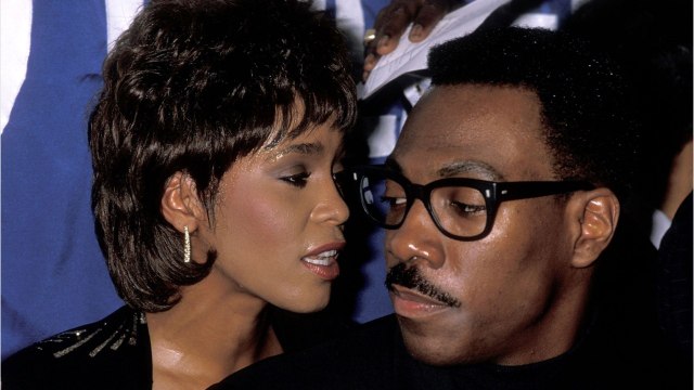 VOICI-Whitney Houston : cette star américaine pour qui elle a failli ne jamais se marier avec Bobby Brown