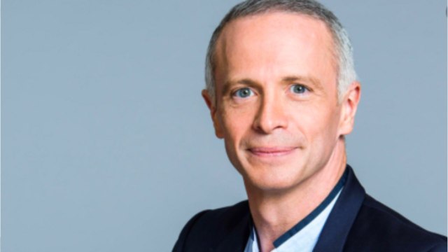 VOICI : Samuel Etienne en colère : l’animateur pousse un gros coup de gueule