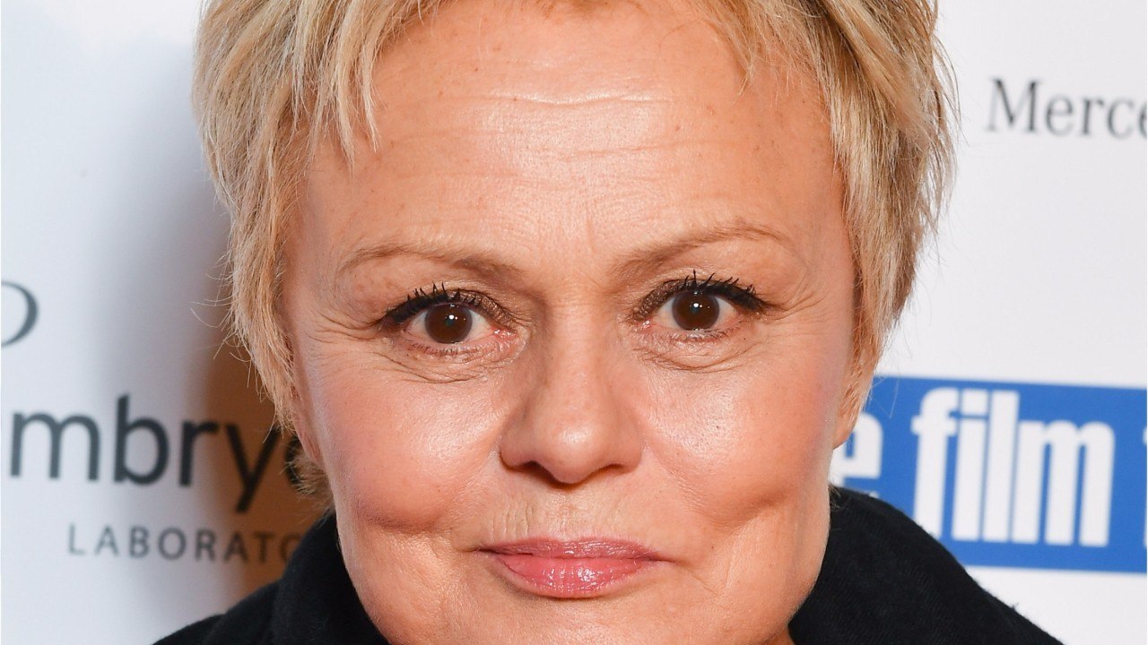 VOICI Muriel Robin amaigrie : l'humoriste révèle combien de kilos elle a perdus