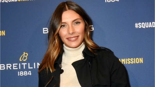 VOICI - Camille Cerf : le confinement terminé, l'ex-Miss dévoile les nouvelles coulisses d'un plateau de télévision