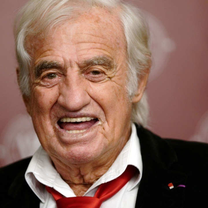 VOICI - SOCIAL  Jean-Paul Belmondo : sa folle nuit dans une chambre d’hôtel avec Ticky Holgado et… une chèvre (1)