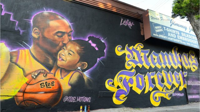 Voici - Mort de Kobe Bryant : sa femme Vanessa assiste à un hommage bouleversant à leur fille Gianna