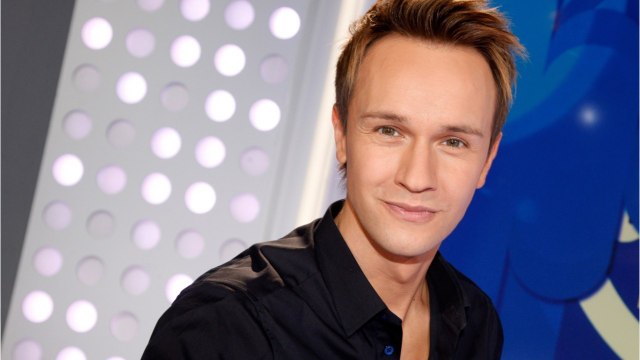 VOICI Cyril Féraud revient avec émotion sur le décès de son père en juin dernier