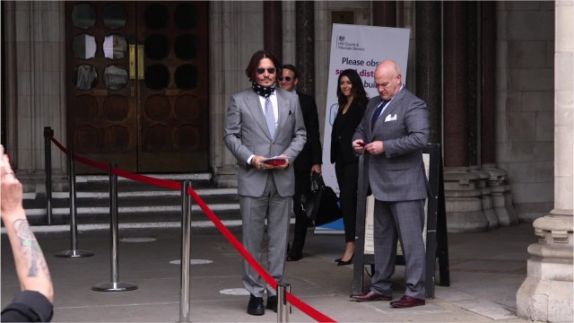 VOICI- Procès Johnny Depp : Amber Heard victime de viol ? Elle aurait volé l'histoire à son ancienne assistante