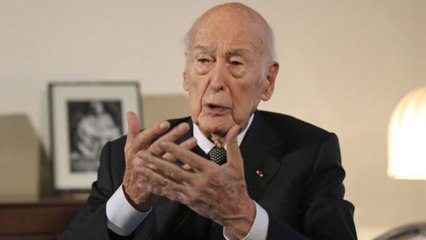 VOICI -  "C’est grotesque !" : Valéry Giscard d’Estaing commente la plainte pour agression sexuelle qui le vise