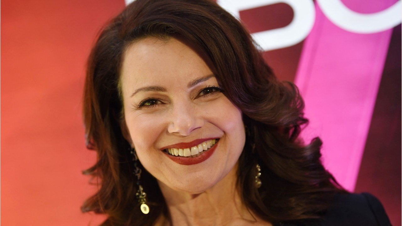 VOICI - Fran Drescher dévoile le caprice de star de Donald Trump pour son apparition dans Une Nounou d'Enfer