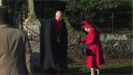 VOICI-Elizabeth II : ce drôle de test qu'il faut réussir pour travailler à ses côtés