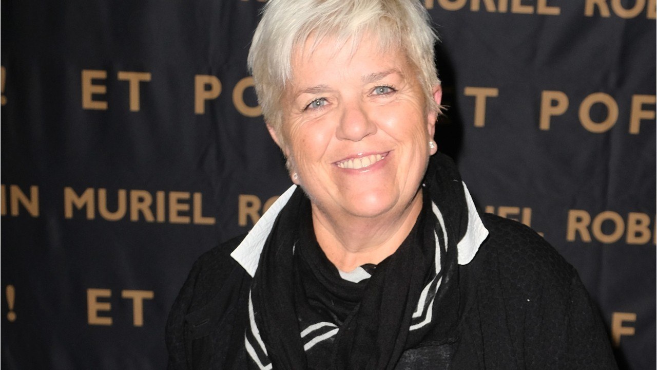VOICI Mimie Mathy : cette mauvaise habitude que la comédienne revendique fièrement