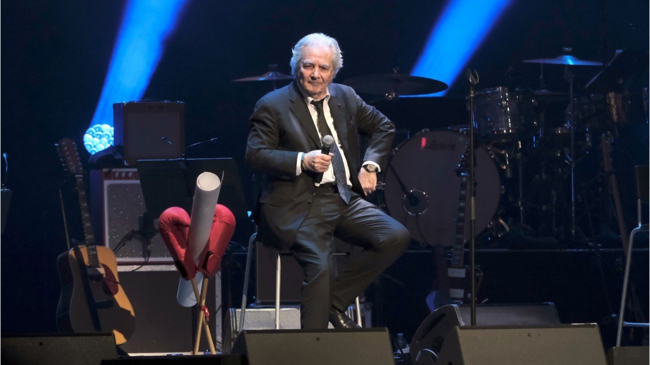 VOICI - Pierre Arditi, Elsa Zylberstein, Josiane Balasko : comment ils soutiennent les personnes isolées