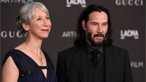 VOICI Keanu Reeves : main dans la main avec Alexandra Grant, l'acteur n'est plus un coeur à prendre