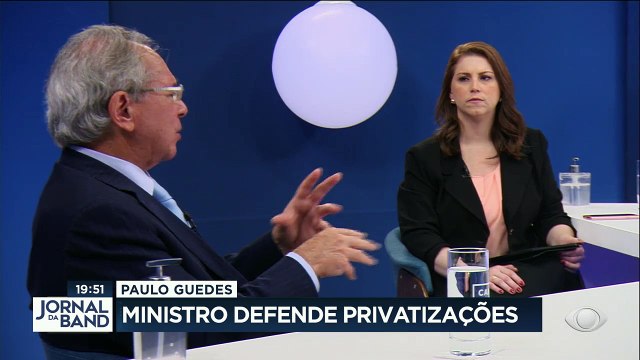 A entrevista com o ministro Paulo Guedes no programa Canal Livre repercutiu no mundo político, no meio empresarial e entre os economistas. #BandJornalismo