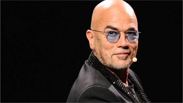 VOICI - Pascal Obispo révèle avoir été « trahi par des proches et certains membres de la profession