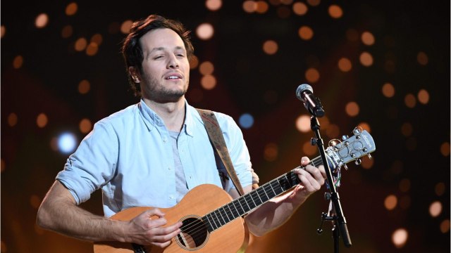 VOICI - Vianney : le chanteur révèle avoir contracté le coronavirus