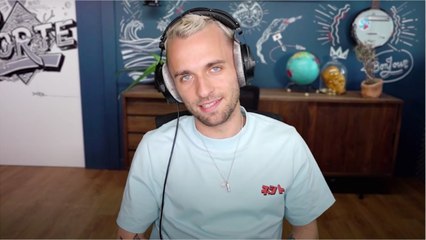 VOICI - Squeezie : d'où vient le pseudonyme du célèbre YouTubeur ?