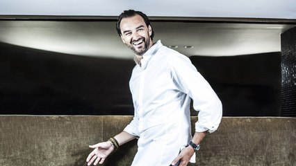 VOICI - Cyril Lignac en dit plus sur ses débuts "difficiles" avec la notoriété