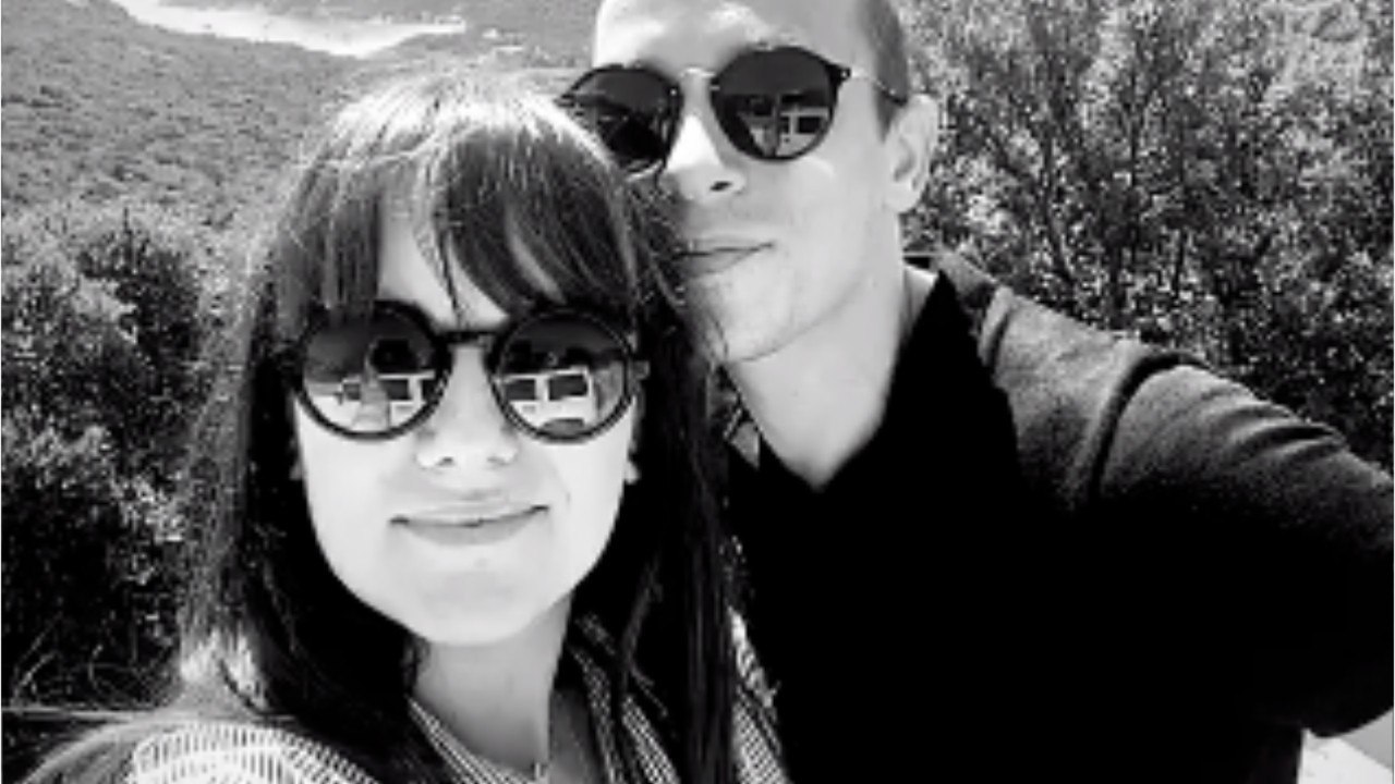 VOICI- PHOTO Alizée amoureuse de Grégoire Lyonn...