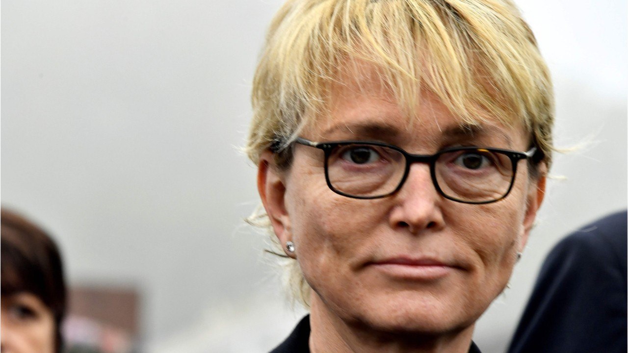 VOICI Bernadette Chirac absente à l'hommage de Sainte-Féréole, sa fille Claude donne de ses nouvelles