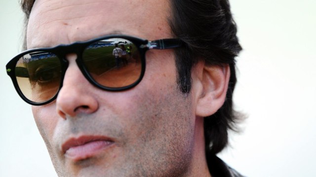 voici Anthony Delon : son énorme coup de gueule aux « crétins