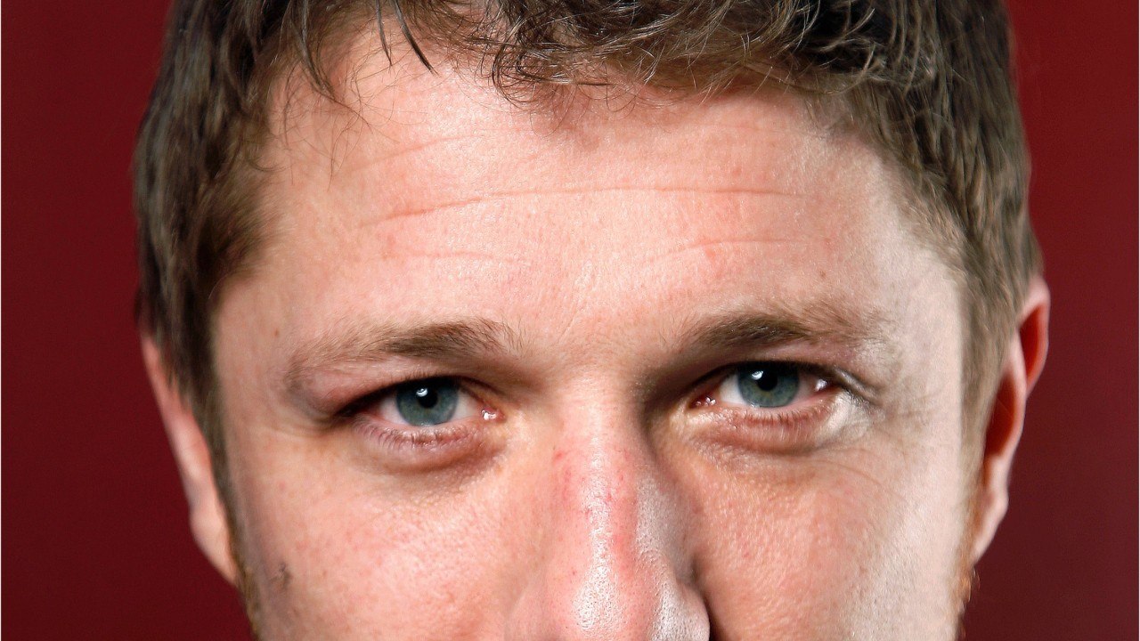 VOICI - Loft Story : Jean-Edouard dévoile les images de son casting très déstabilisant