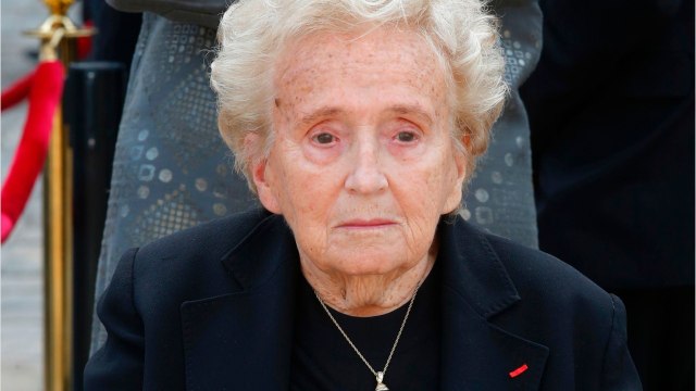 VOICI-Bernadette Chirac : la décision symbolique de sa fille Claude pour l'aider à surmonter son chagrin