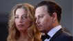 VOICI - Procès de Johnny Depp à Londres : l'acteur reconnaît avoir mis un coup de tête à son ex-femme Amber Heard