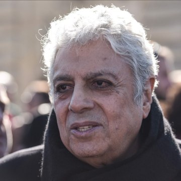 VOICI// SOCIAL - Enrico Macias