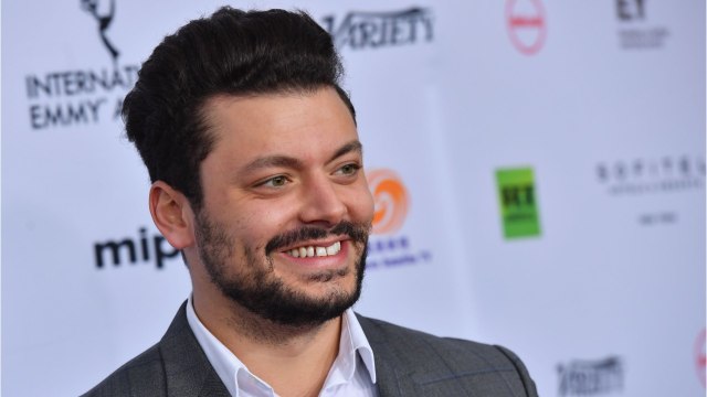 VOICI - Kev Adams : Ces Messages Qu’il Envoie Au Beau Milieu De La Nuit À Emmanuel Macron (1)