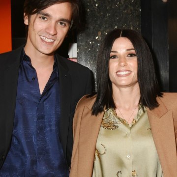 VOICI SOCIAL - Alain-Fabien Delon Et Capucine Anav Séparés « En Bons Termes ? Le Message Énigmatique De L’acteur (1)