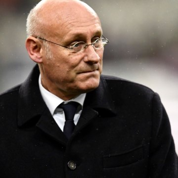 VOICI social - Bernard Laporte placé en garde à vue dans une affaire de conflit d’intérêts