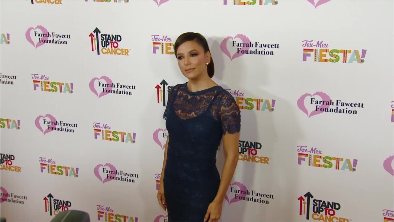 Voici - Scandale des pots-de-vin : Eva Longoria défend Felicity Huffman dans une lettre bouleversante