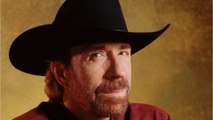 VOICI Découvrez qui va enfiler les bottes de Chuck Norris dans le reboot de Walker Texas Ranger