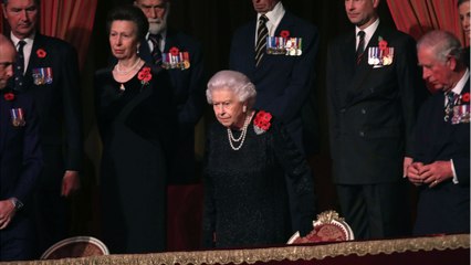 Video herunterladen: VOICI Elizabeth II : après l’affaire Epstein, la famille royale mêlée à un autre scandale sexuel