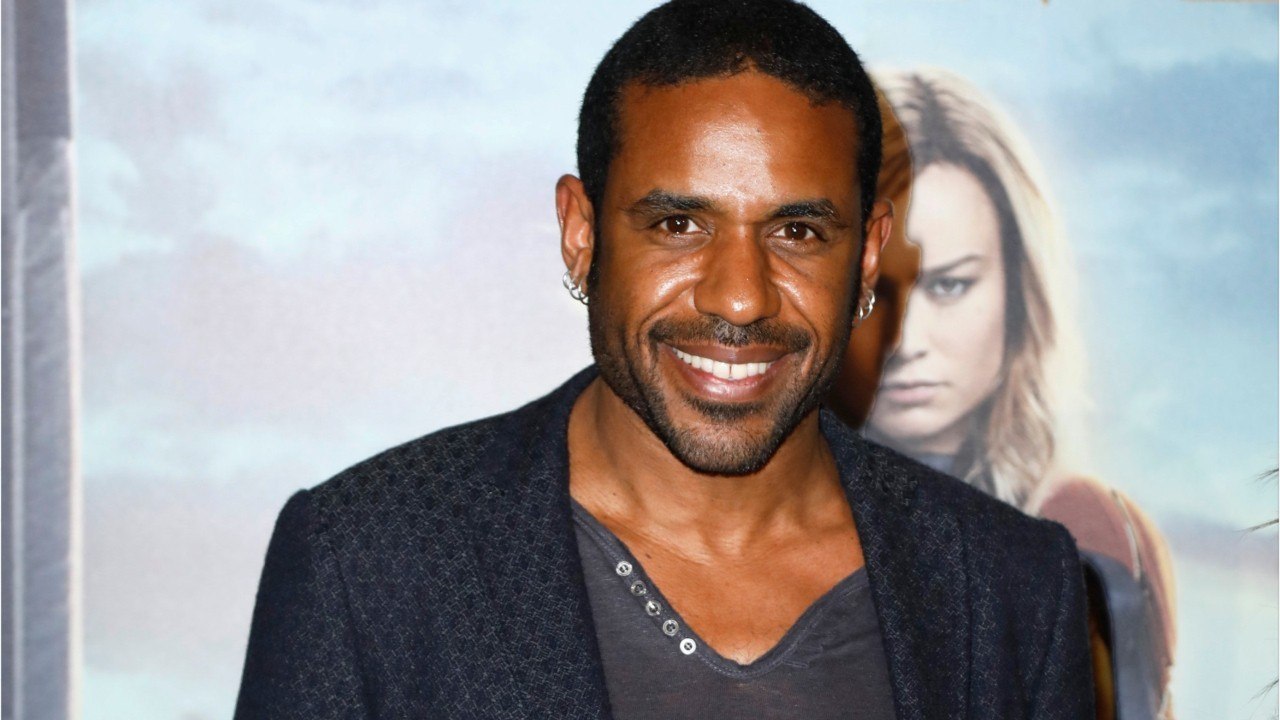 VOICI Loup-Denis Elion : quelles sont ses relations avec Audrey Lamy depuis son départ de Scènes de ménages ?