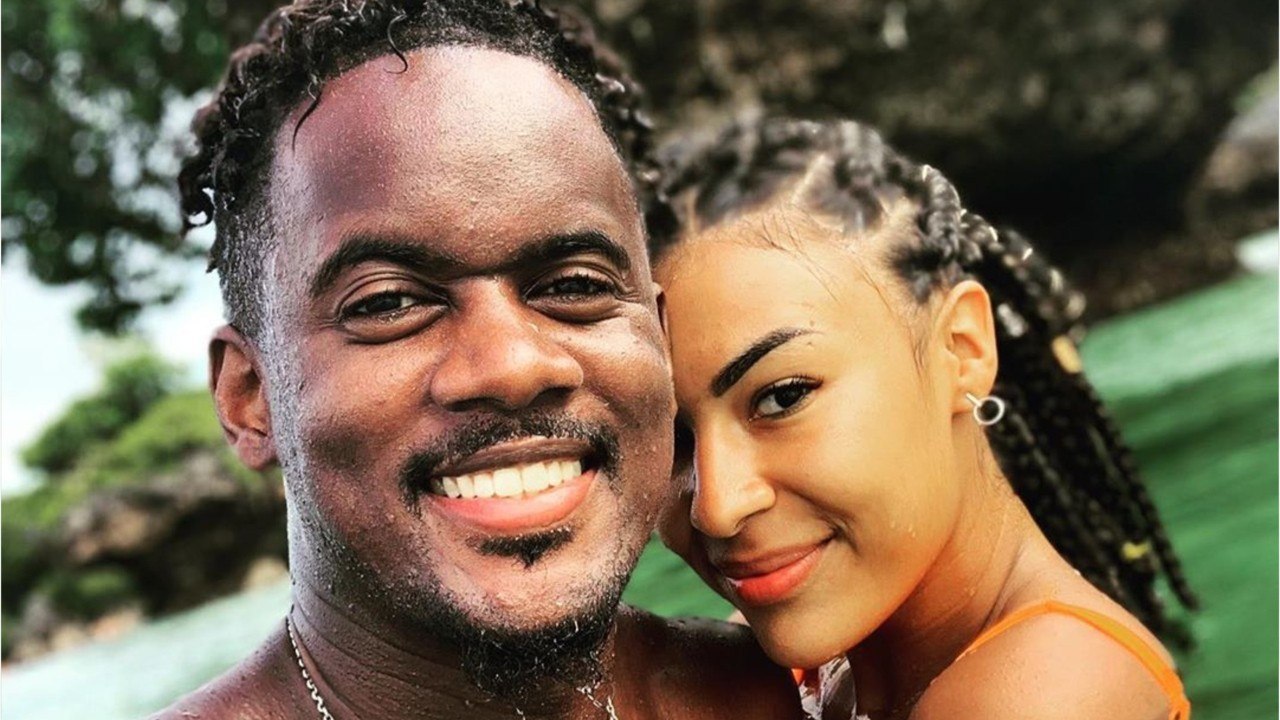 VOICI - Black M et Léa Djadja à nouveau parents : ils révèlent le sexe du bébé et son prénom !