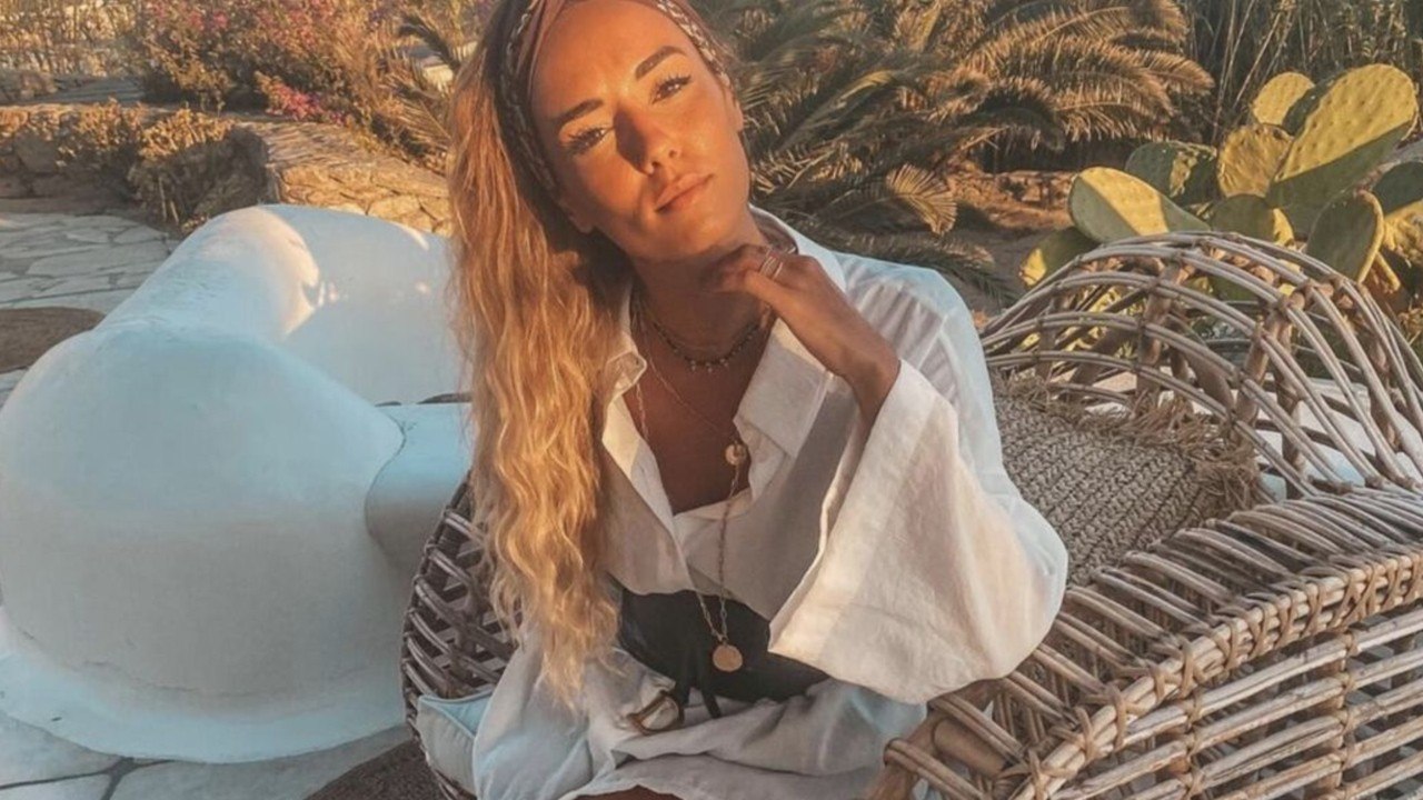 VOICI - PHOTO Julien Bert et Hilona : tiraillée, la jeune femme sur le point de donner une nouvelle chance à son ex ?