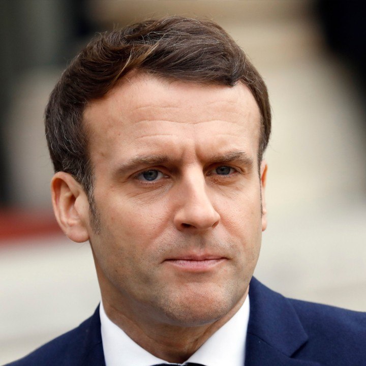 VOICI SOCIAL - Emmanuel Macron s'énerve : son coup de gueule contre les scientifiques qui veulent reconfiner (1)