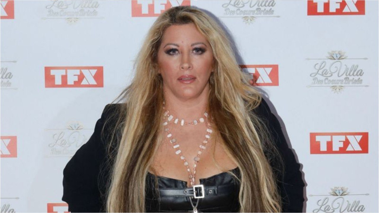 VOICI Loana battue par son ex Fred Cauvin ? Elle lance un appel de détresse à ses fans