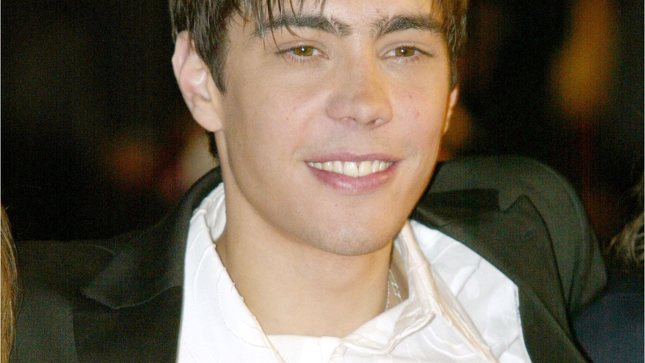 VOICI Mickael Lumière : comment les parents de Grégory Lemarchal l’ont aidé à incarner leur fils