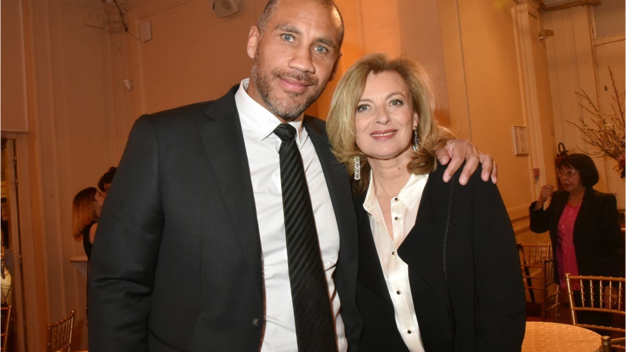 Voici - Valérie Trierweiler amoureuse : son clin d’œil moqueur à François Hollande