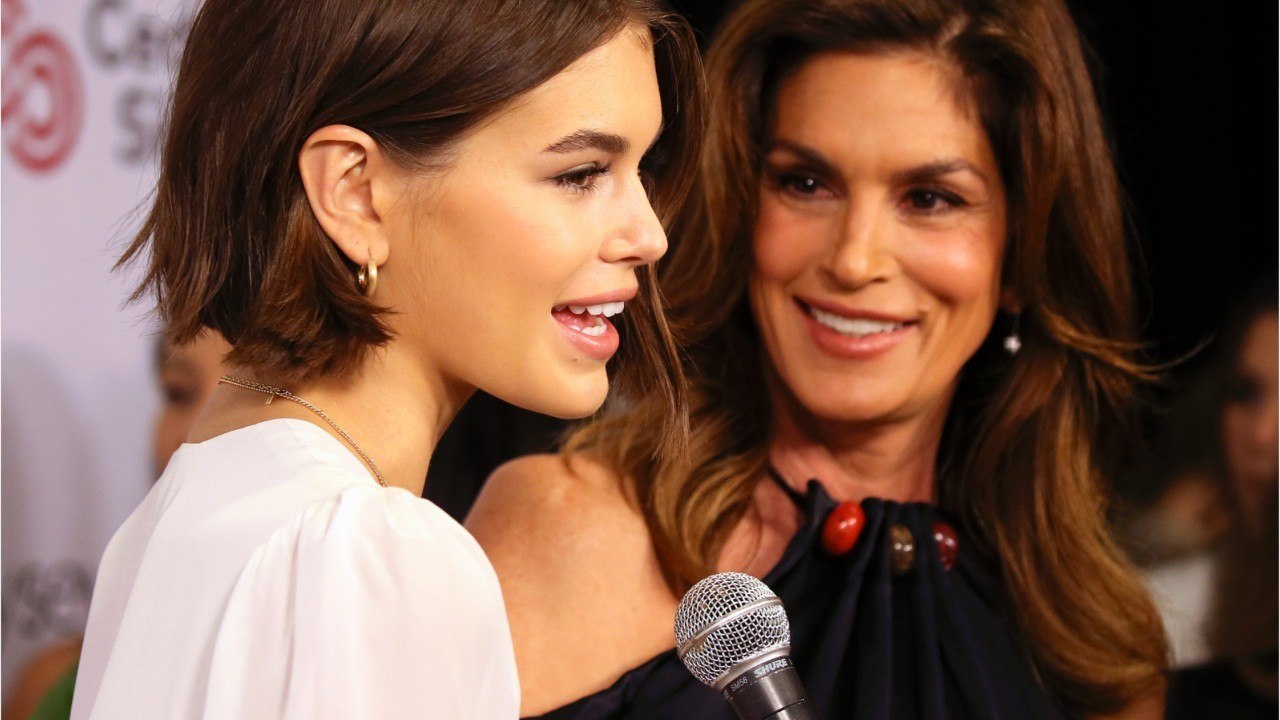 Voici - PHOTOS Kaia Gerber célèbre l'anniversaire de son frère avec de tendres photos d'eux enfants