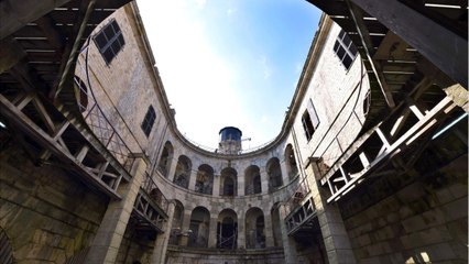 Voici - Fort Boyard : un producteur balance sur un candidat emblématique du jeu