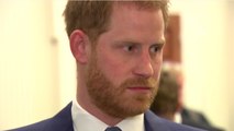 VOICI - Anniversaire du prince Harry : le prince William, Elizabeth II et Charles lui adressent de tendres messages