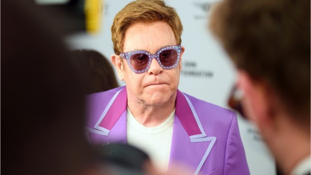 Voici - Elton John et Neil Patrick Harris : leurs vacances dans le sud de la France