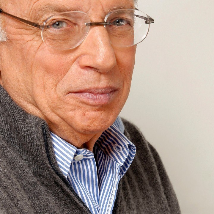 VOICI // Social - Hommage Thierry Roland (3)