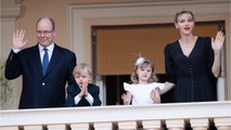 VOICI-Albert II de Monaco : sa demande en mariage (assez décevante) à Charlene