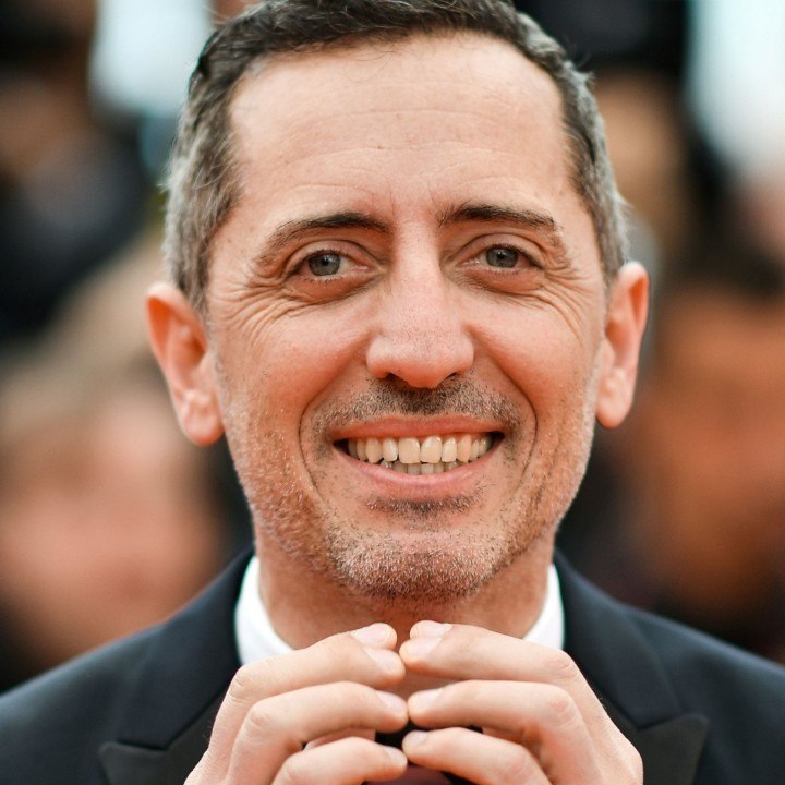 VOICI social : Gad Elmaleh : Il Annonce Une Très Mauvaise Nouvelle À Ses Fans Liée Au COVID-19 (1)